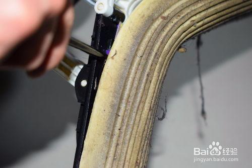 更换海绵拖把头视频